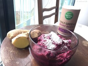 gesunde-eiscreme-low-carb-ingwer-berry-boost