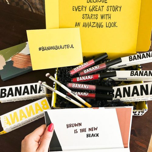 #KOSMETIK #BANANABEAUTY #VEGAN #RABATTCODE #ERFAHRUNGEN #INSTAGRAM // BANANA BEAUTY ERFAHRUNGEN (Werbung) Crueltyfree Kosmetik (tierversuchsfrei) Liquid Lipsticks und die Brushes sind vegan. Meine ganzen BANANA BEAUTY Erfahrungen mit den Kosmetik Produkten. Banana Beauty Lipstick Farben, Erfahrungsbericht (Was passt zu wem?), Lippenstifte, Lipliner Erfahrungen, Eyeshadow Paletten von Banana Beauty // 25% Rabatt bekommst du im gesamten Shop von Banana Beauty mit dem Rabatt Code „fitweltweit"