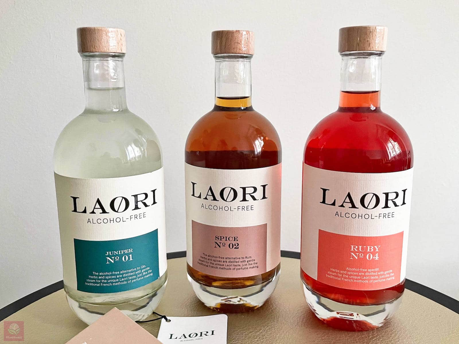 LAORI DRINKS Erfahrungen Geschmack Laori GIN Juniper No 1 Spice RUM No 2 und Aperitiv No 4 RUBY