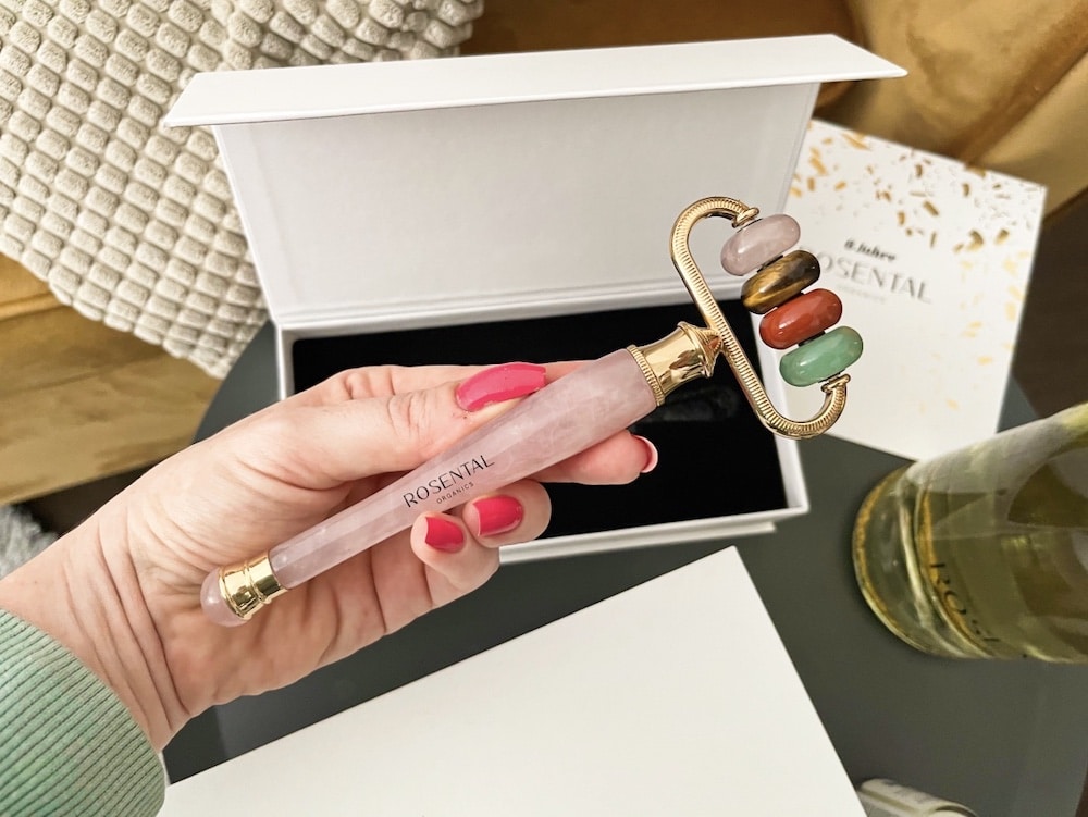 LUXUS Golden Goddess Rosental Organics Beauty Roller Erfahrungen LUXUS Golden Goddess Rosental Organics Beauty Roller Erfahrungen