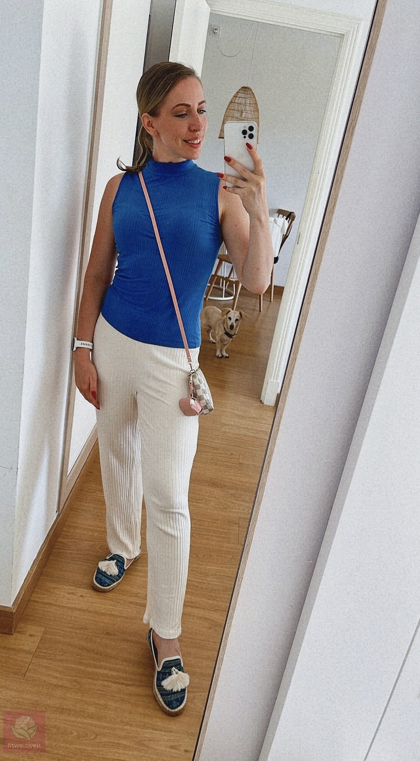 Louis Vuittons Pochette kombiniert mit dem MRSÉY Leder Riemen und dem MRSÉY AirPods Case.