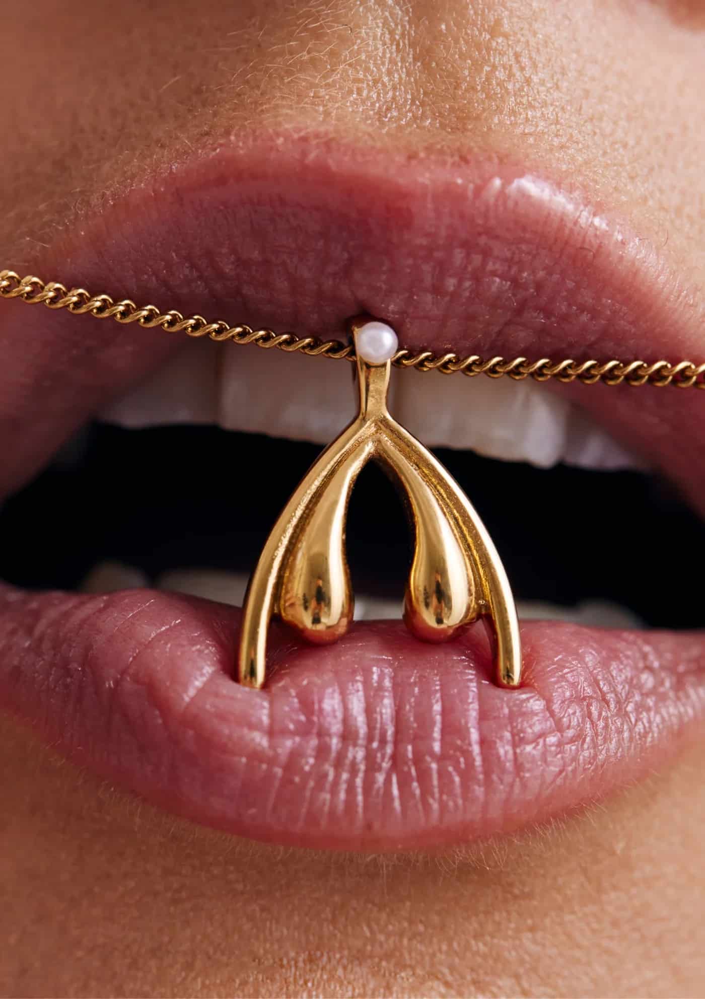 Klitoris Gold Kette ClitCollection Halskette The female Company Erfahrungen